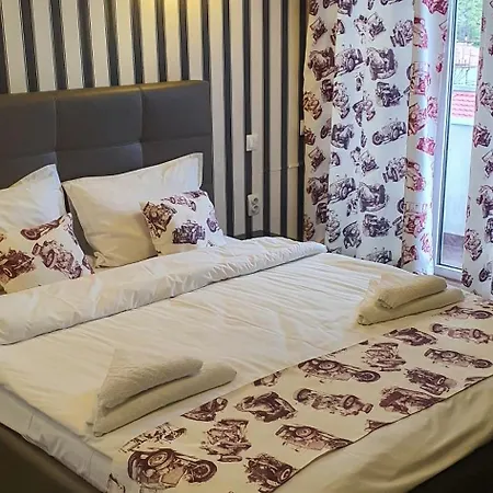 Anacris Костинешти