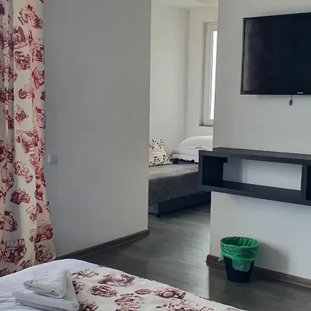 Anacris Guest house